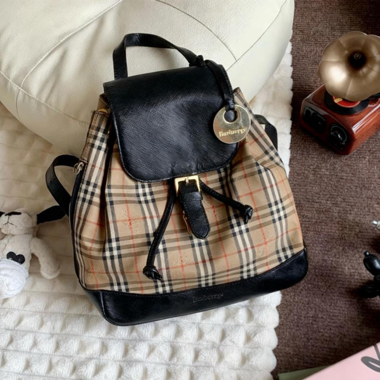 95新 BURBERRY/博柏利 大吉中古/Burberry拼黑金币双肩包