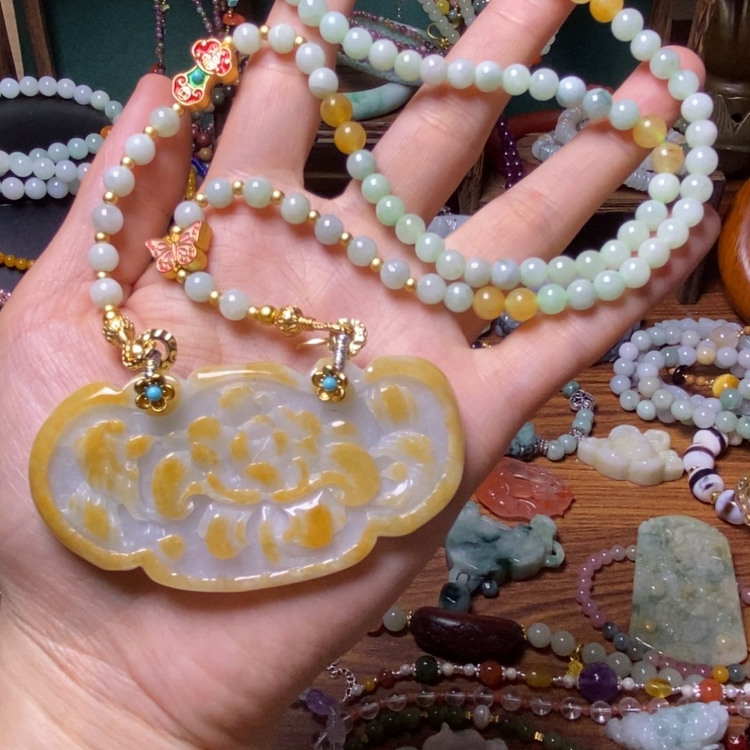 翡翠未镶嵌套链套装