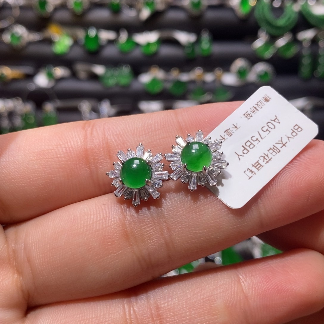 翡翠耳饰银S925镶嵌天然翡翠