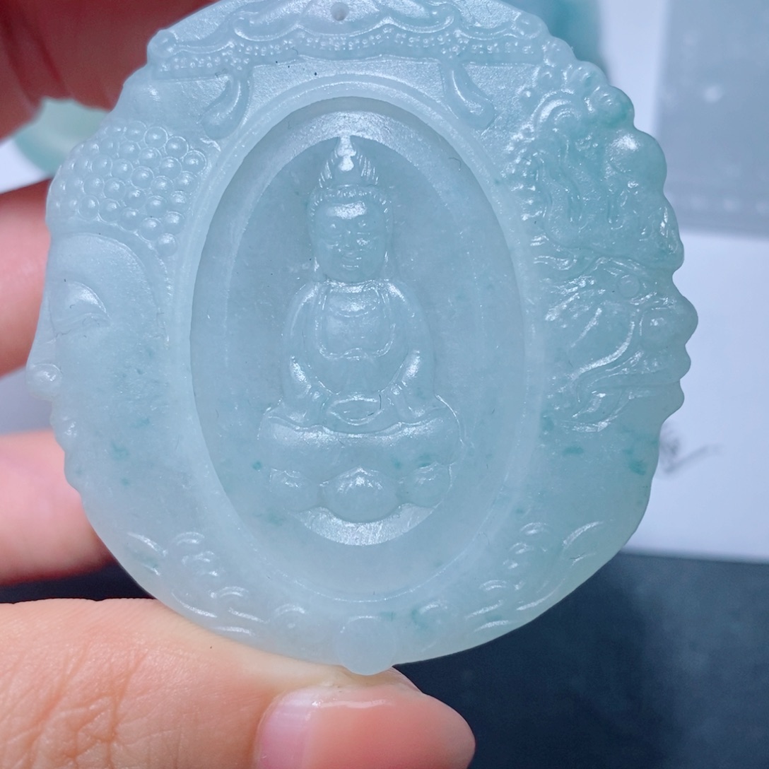 未镶嵌吊坠定制翡翠