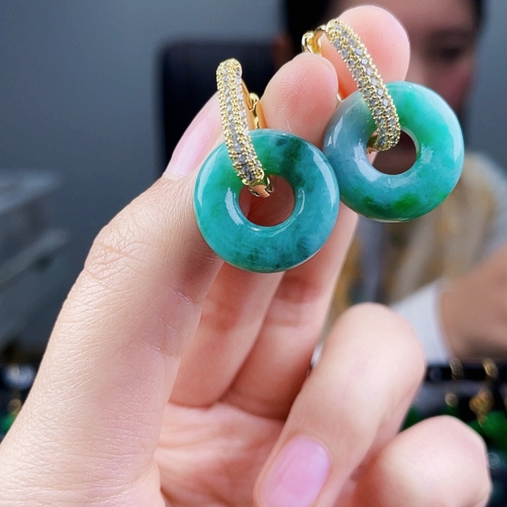 翡翠耳饰未镶嵌饰品