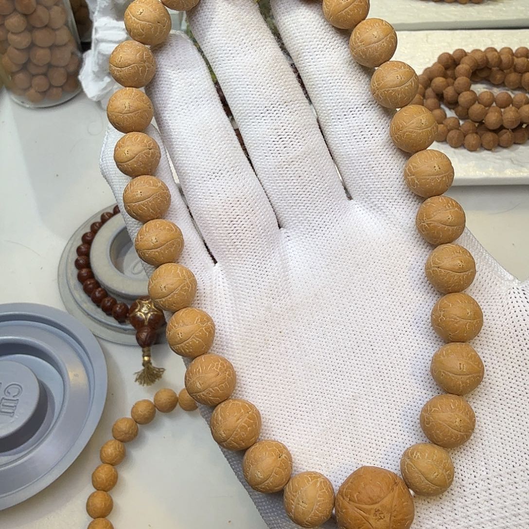 吊坠凤眼菩提12+高山树手持