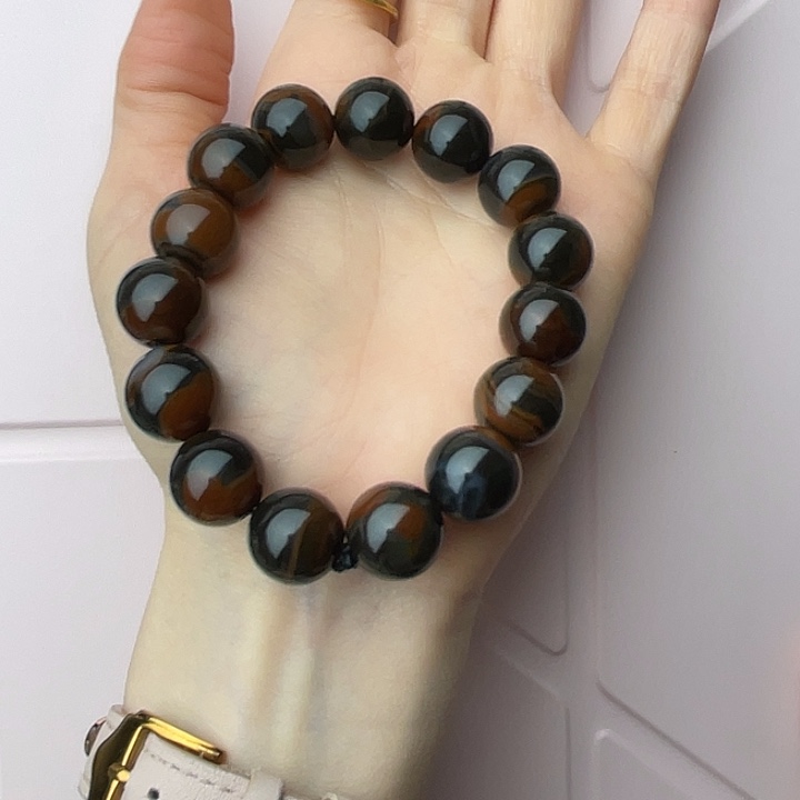 王***磊玛瑙/玉髓未镶嵌颈饰