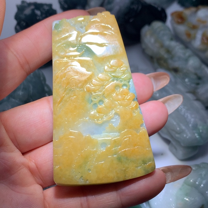 翡翠未镶嵌颈饰保真天然A货翡翠