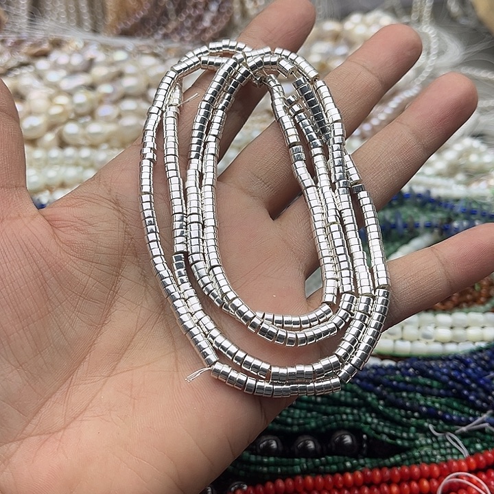 玛瑙/玉髓未镶嵌珠宝半成品2条4/2mm左右银胆石直切
