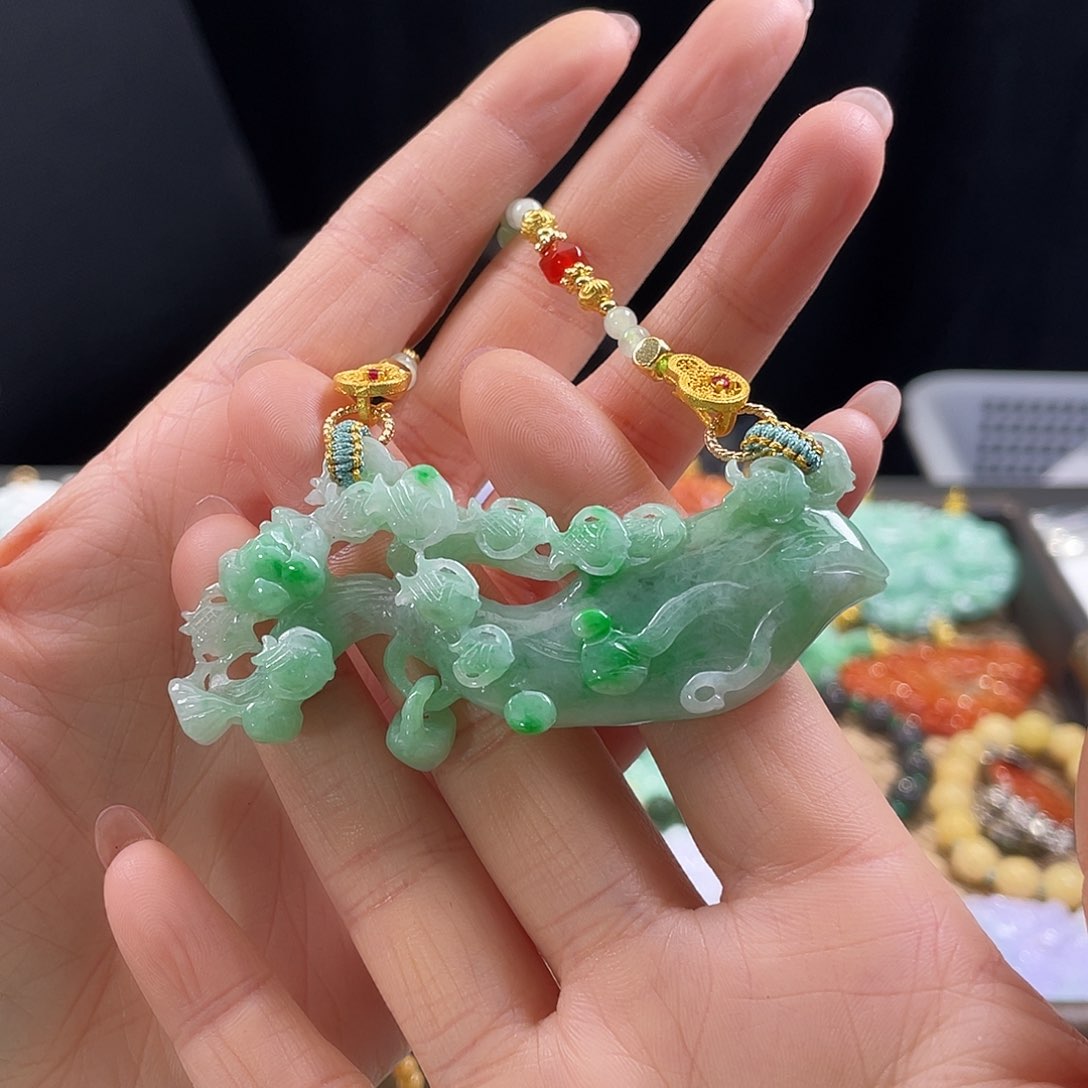 翡翠戒指未镶嵌代编织