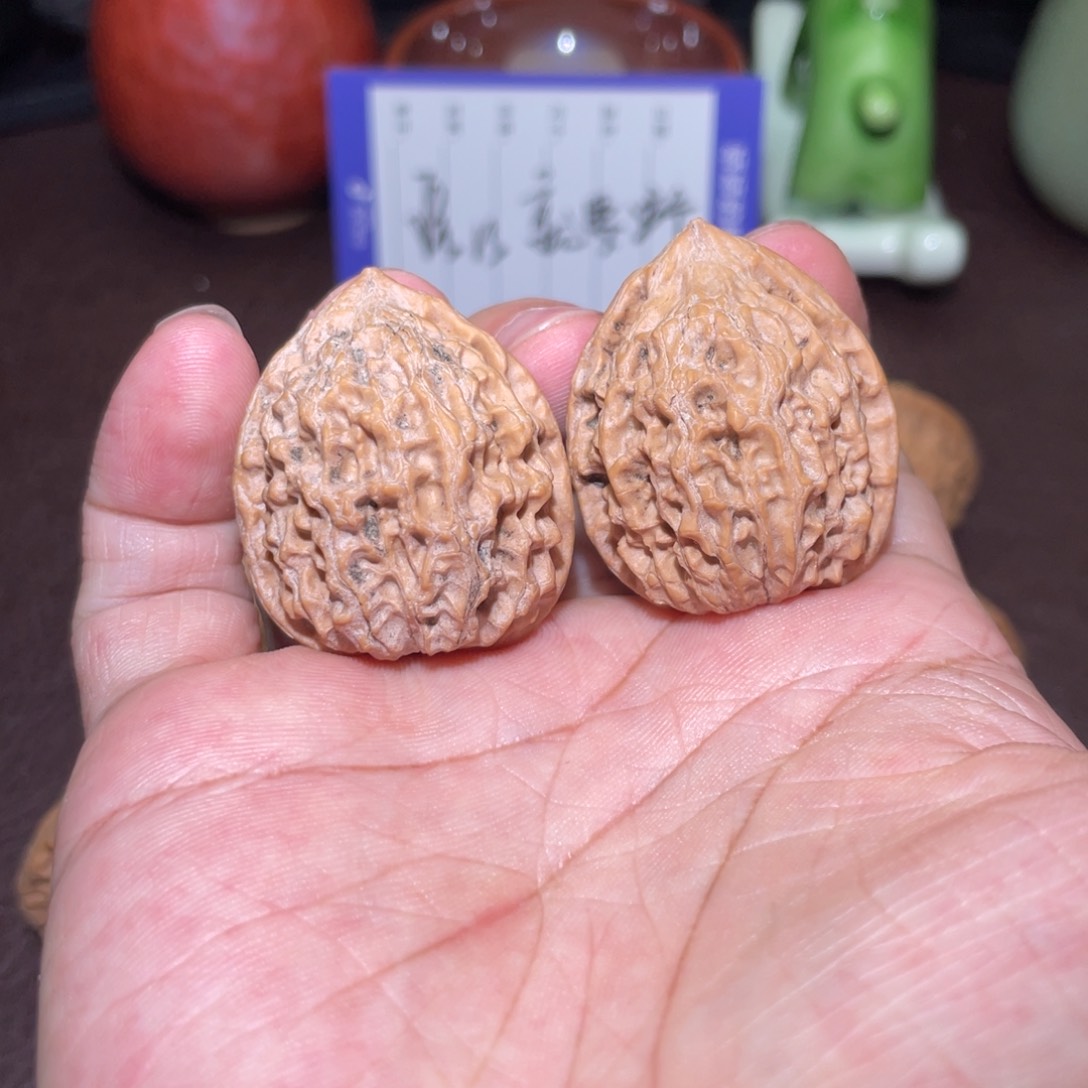 文玩核桃纯野生果32