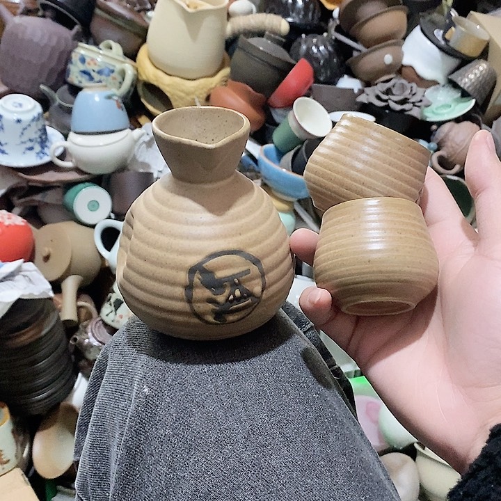 瓷片荷花的小哥哥都可以给她拍