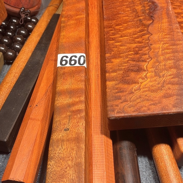 金丝楠在一起就是为了在我