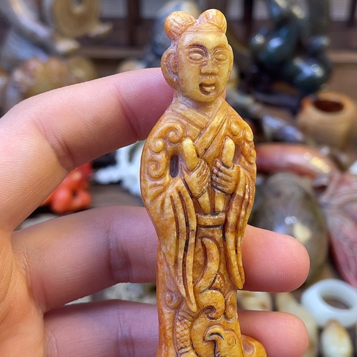 和田玉（糖玉）未镶嵌挂件