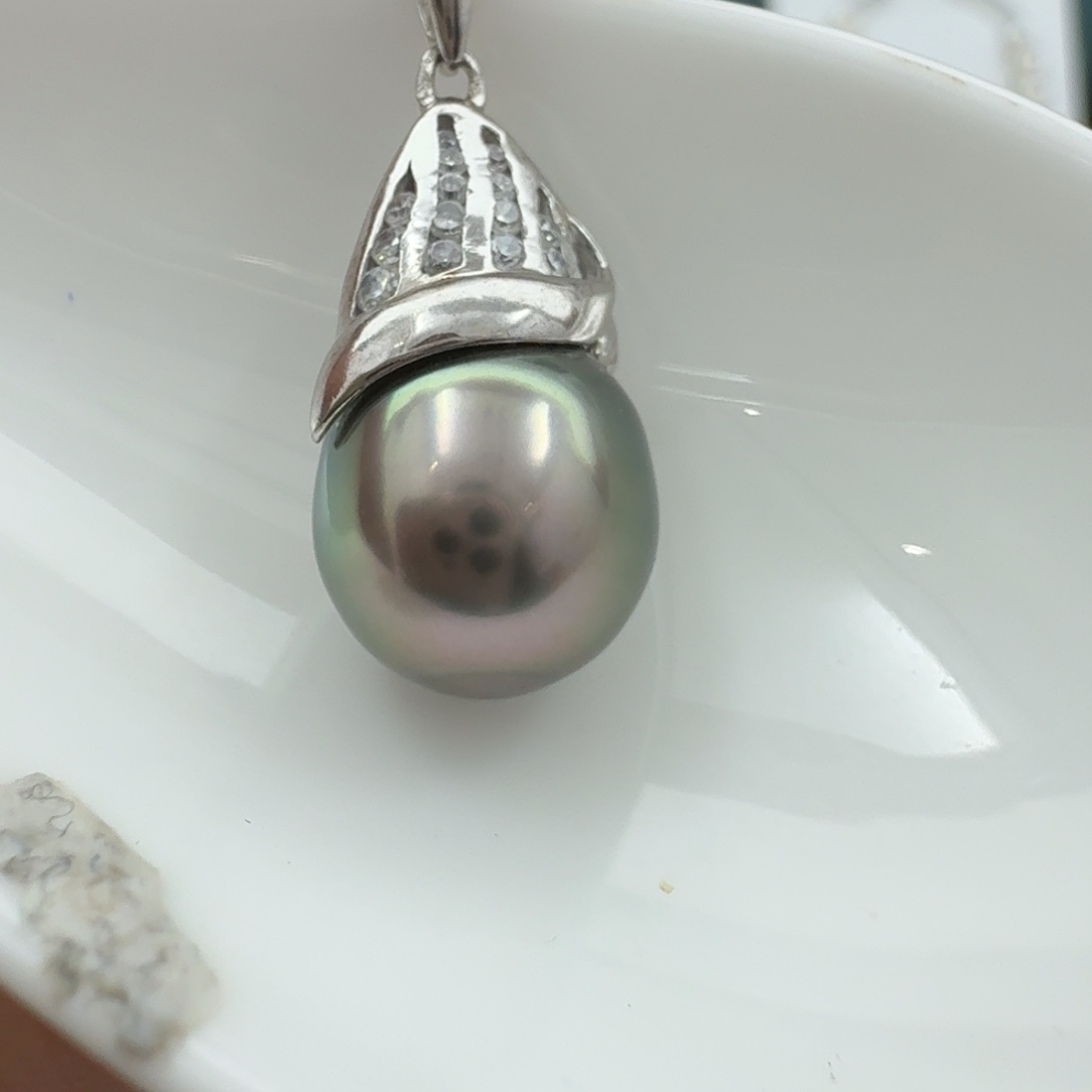 颈饰海水珍珠未镶嵌