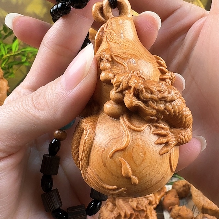 柏木（崖柏）龙葫芦手把件