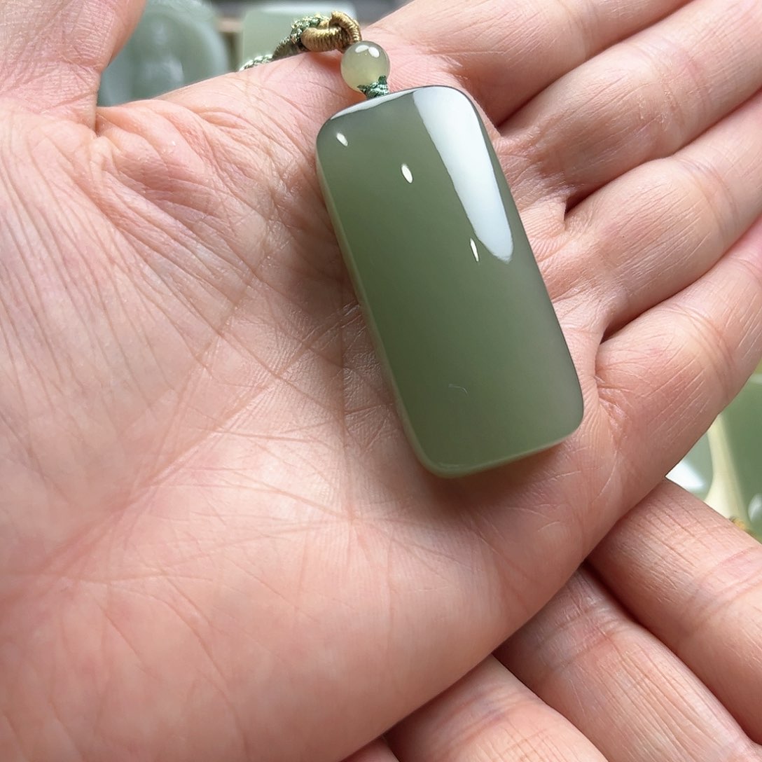 和田玉挂件未镶嵌