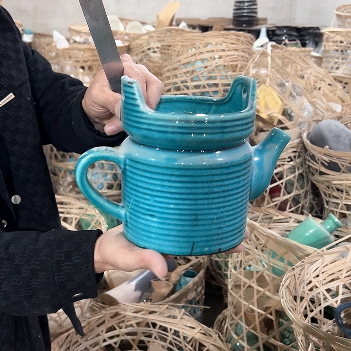 瓶高度20厘米口径13厘米微瑕捡漏上釉不匀