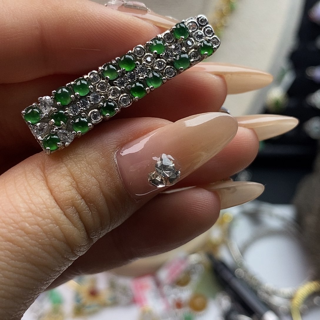 翡翠未镶嵌戒指翡翠