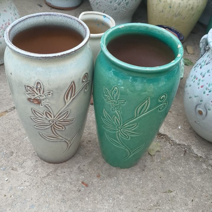 13/29瑕疵两个盆子