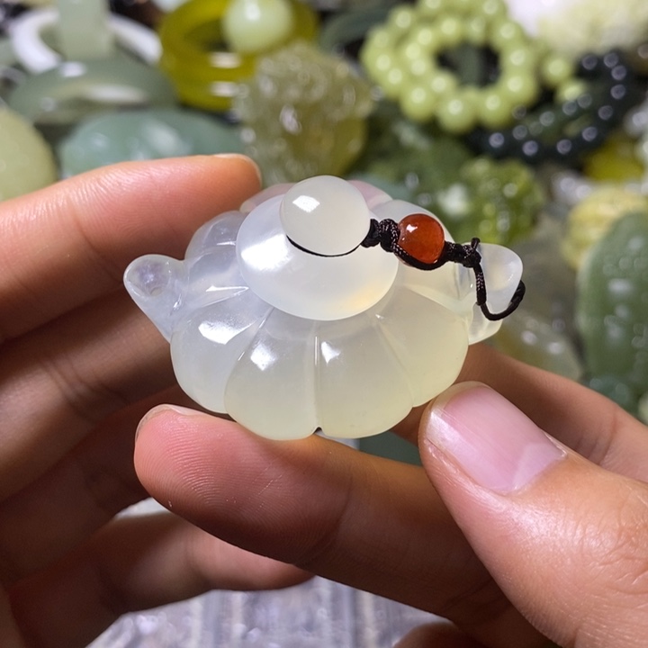 岫玉岫玉颈饰未镶嵌