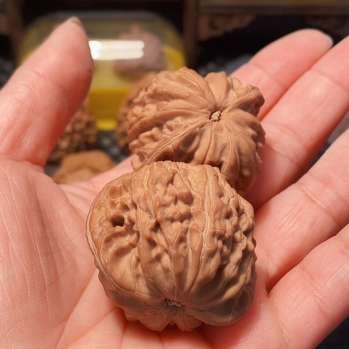 吊坠文玩核桃嘻***哈