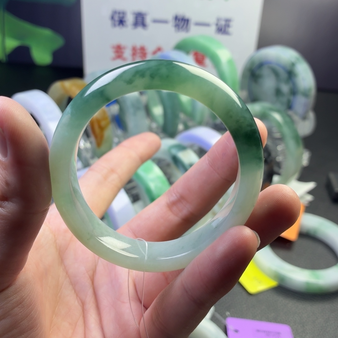 定制翡翠未镶嵌翡翠