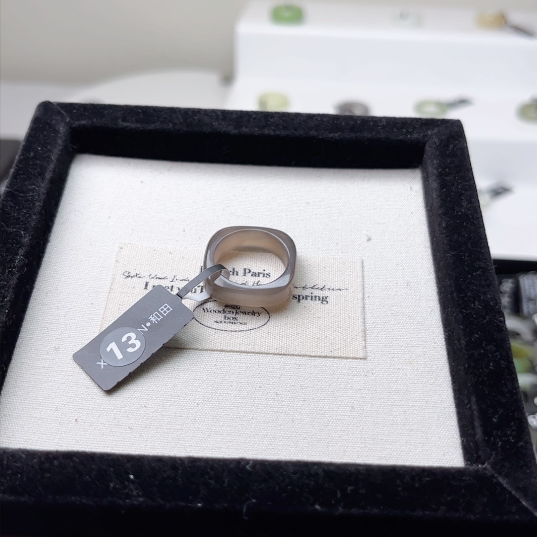 和田玉戒指未镶嵌