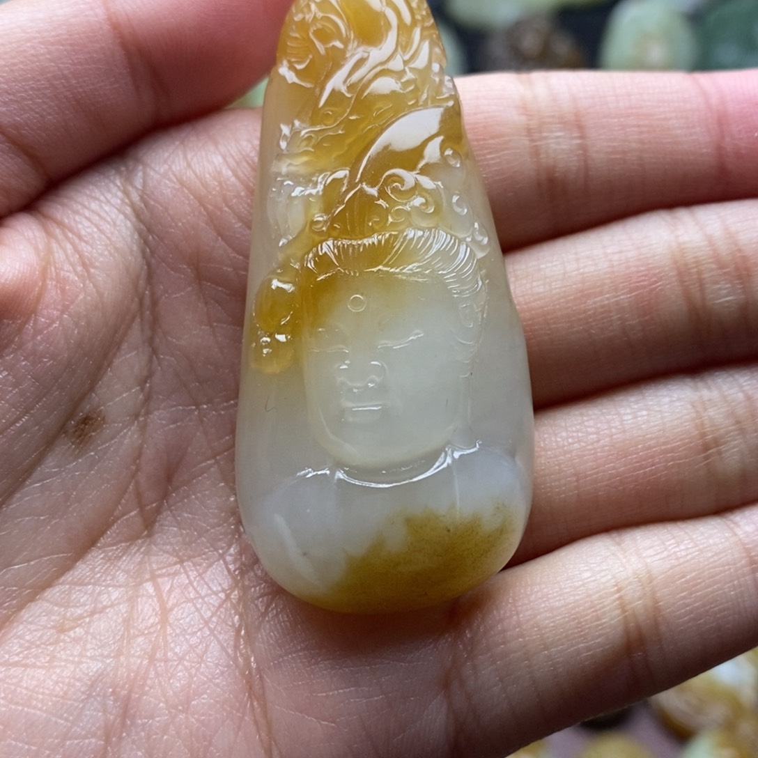 吊坠(不含链)未镶嵌和田玉（糖玉）