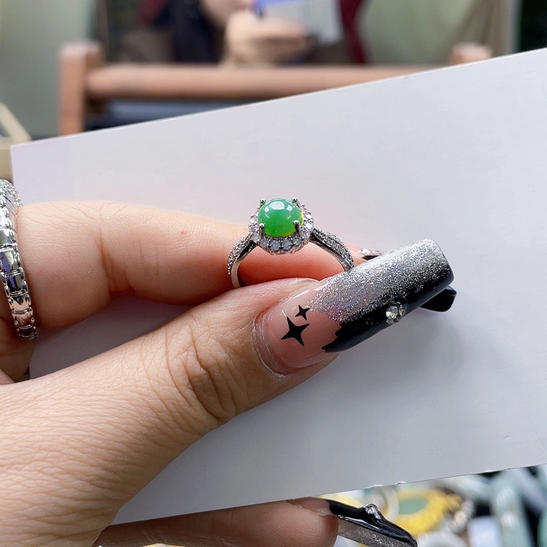 翡翠未镶嵌颈饰天然翡翠Ａ货