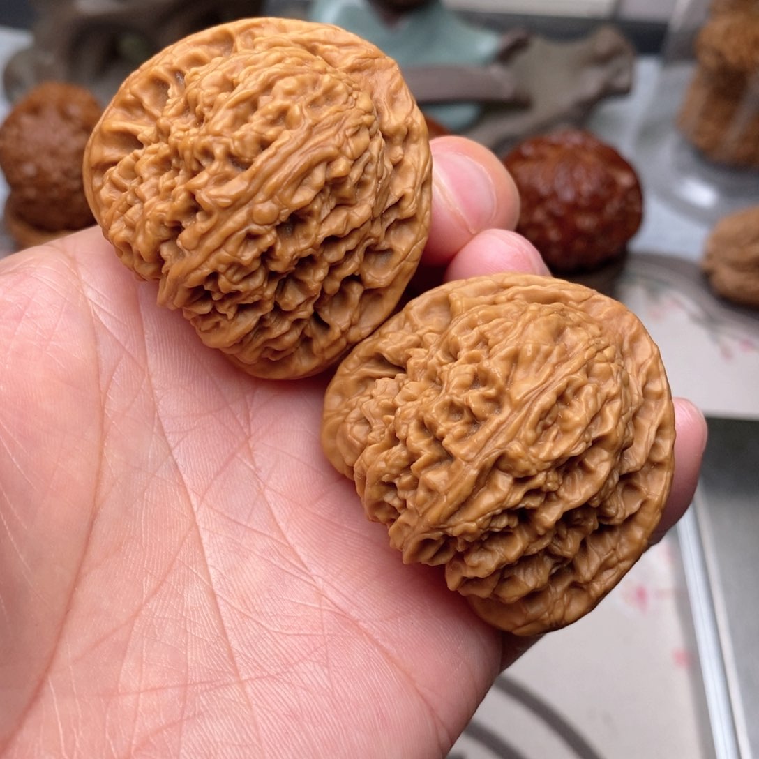 【闪购商品】文玩核桃把件南疆42