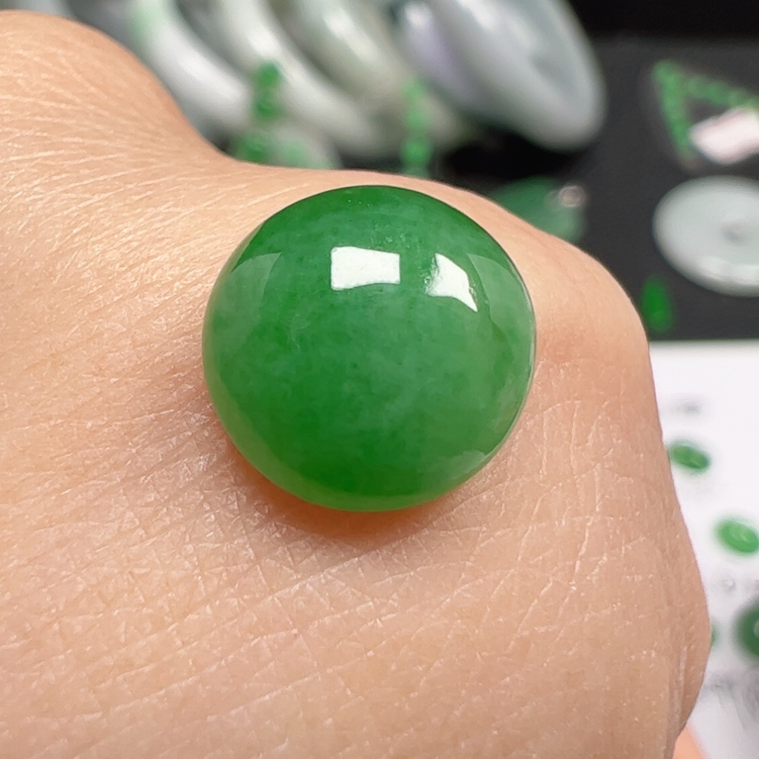 翡翠未镶嵌耳饰蛋面