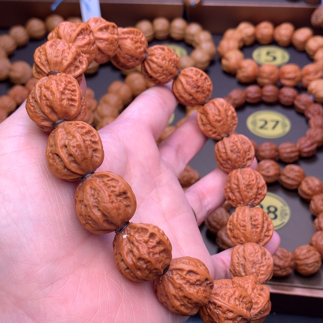 文玩核桃手串22尺寸