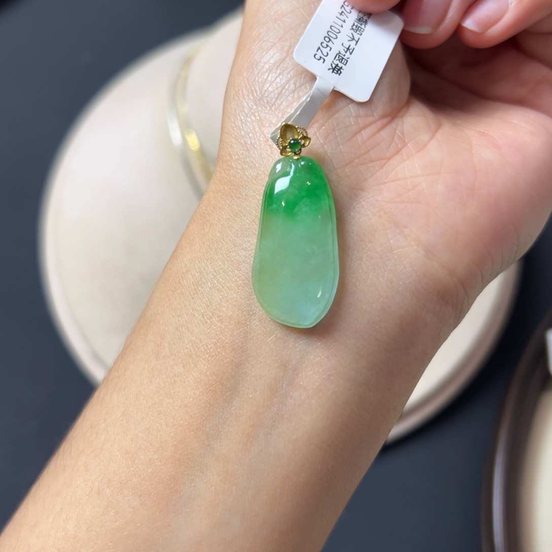 鑫*逸直播编号Y6525