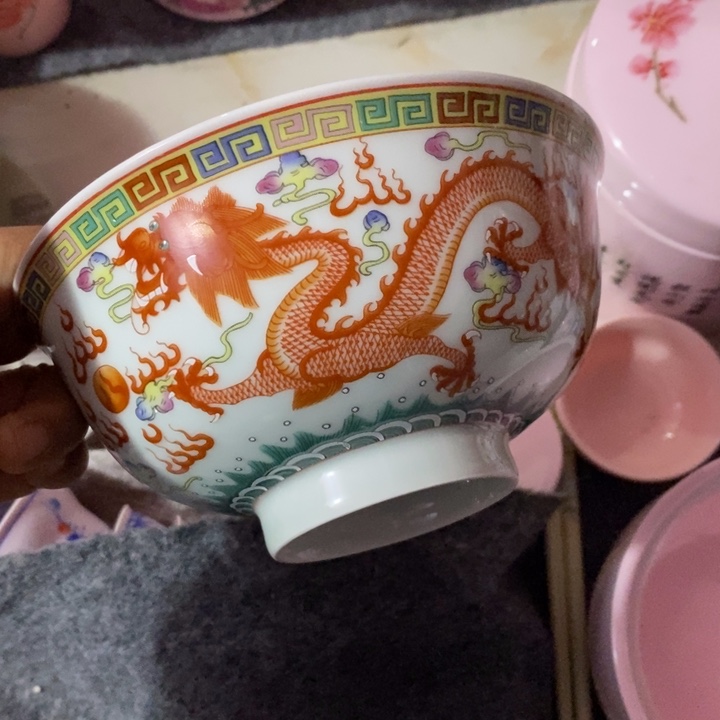 摆件陶6寸绿稀土龙凤面碗