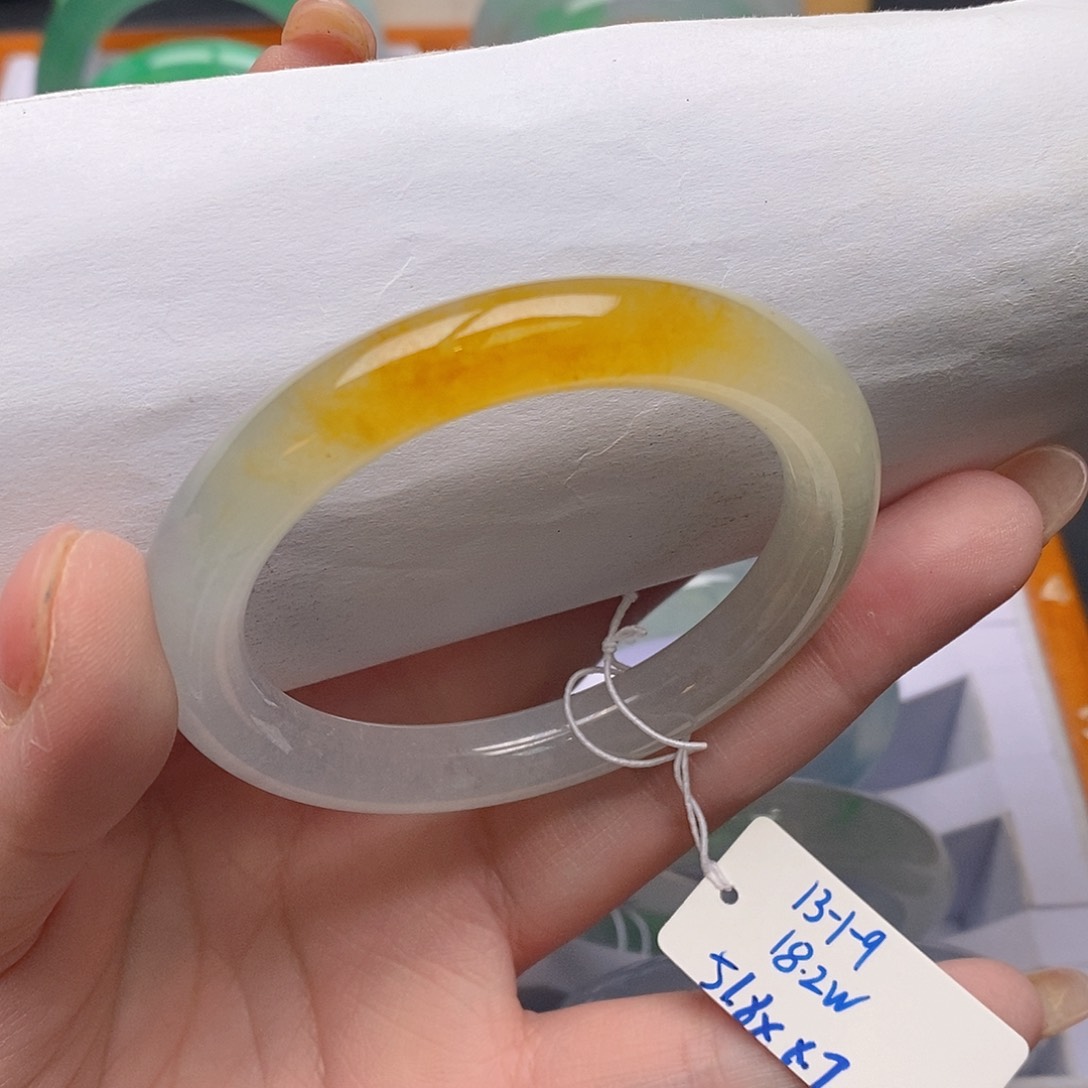 翡翠未镶嵌手镯51