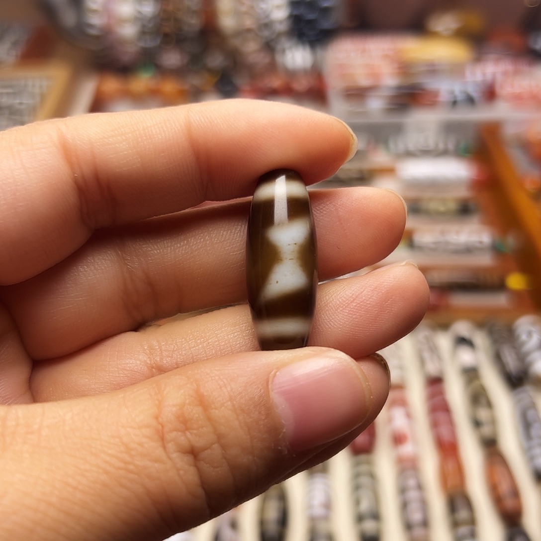 +***1玛瑙/玉髓未镶嵌颈饰