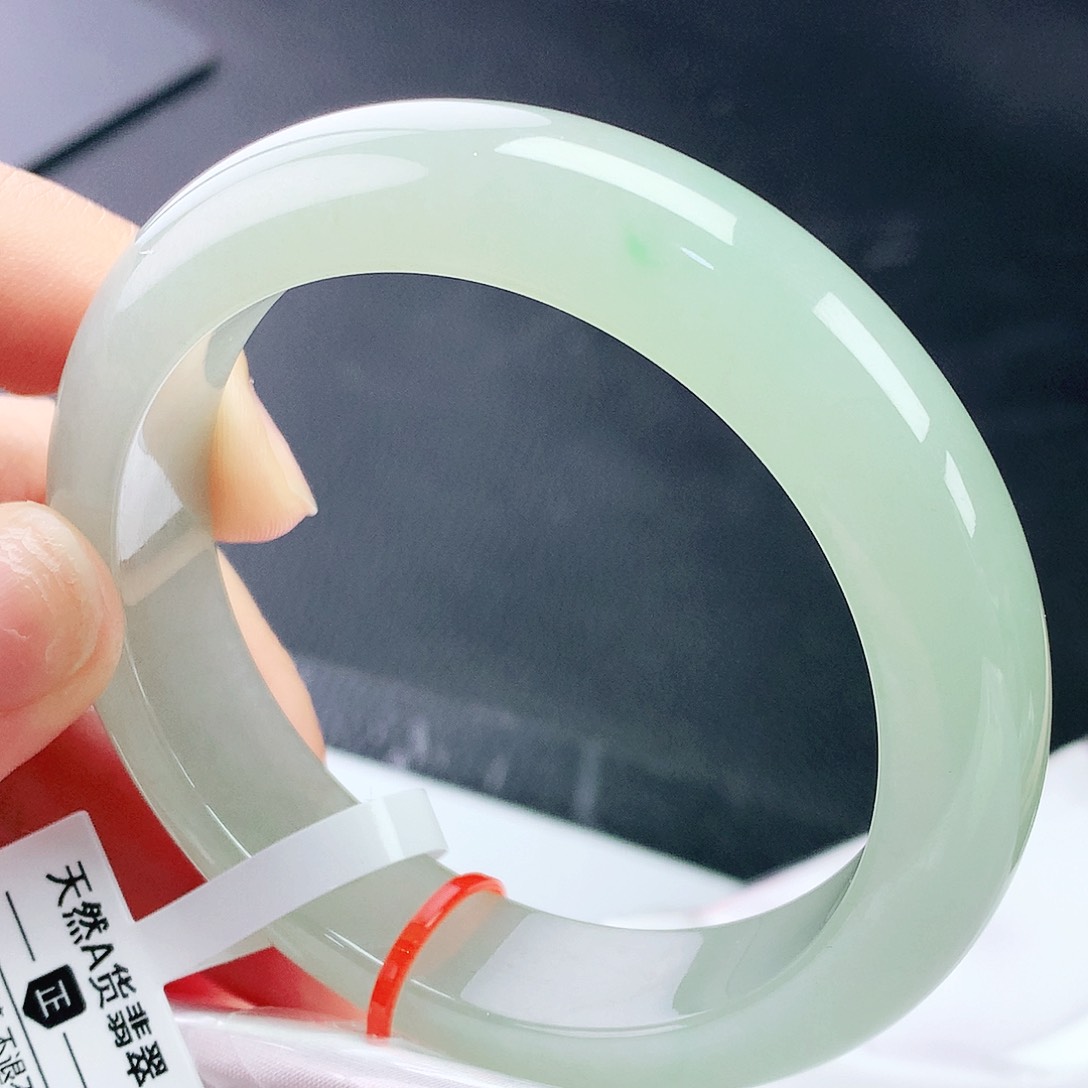 未镶嵌手镯翡翠57圈