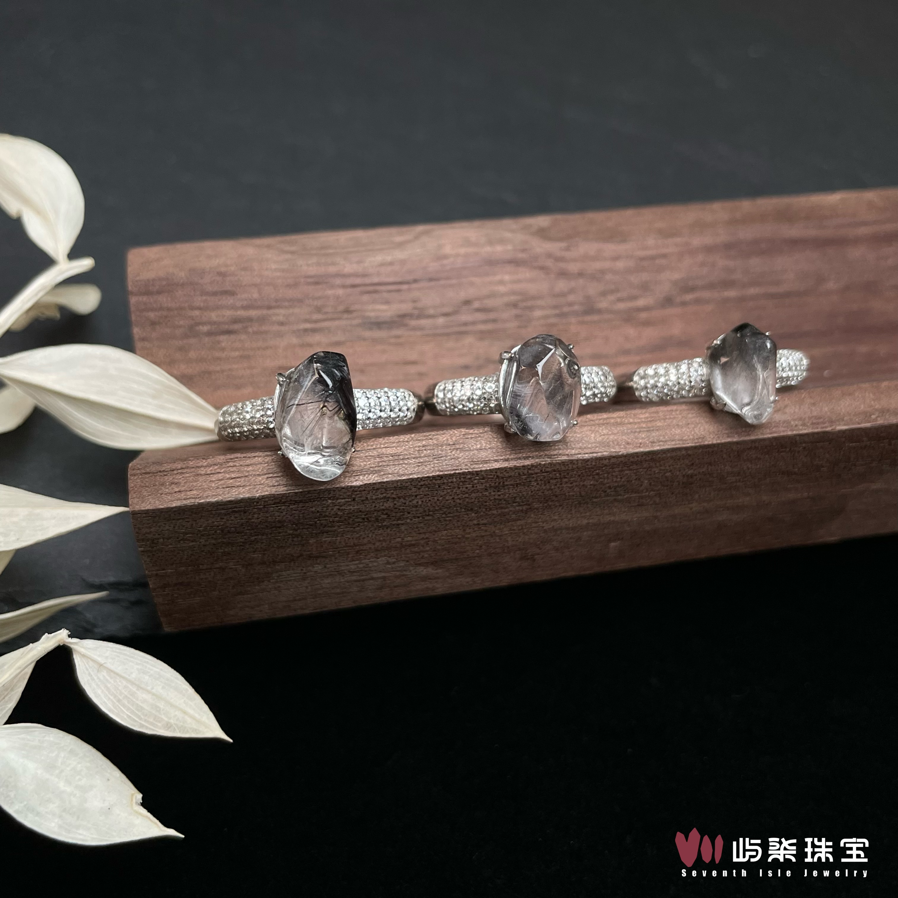 【要努力】D291 水晶银S925镶嵌 蓝白边闪戒指多样性发一