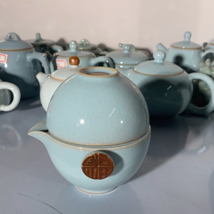 微瑕汝瓷茶餐盘啦啦啦啦