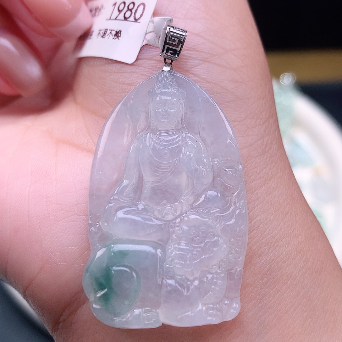 颈饰18K金镶嵌翡翠文殊