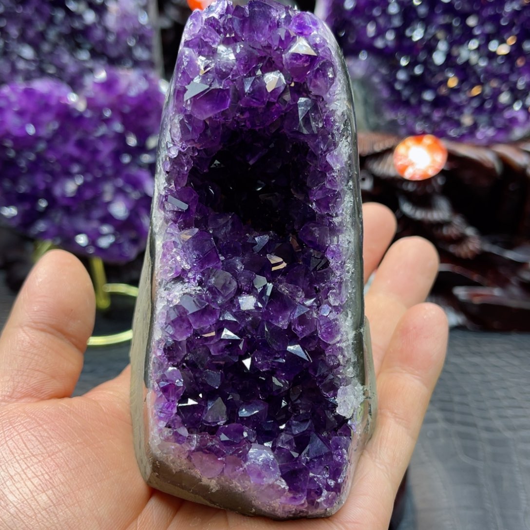 紫晶大型摆件（非配饰）未镶嵌