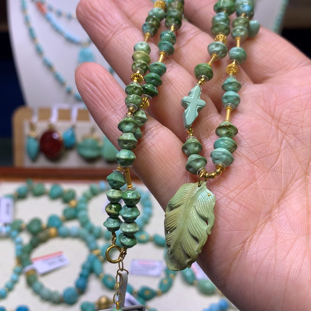 绿松石18K金镶嵌项链