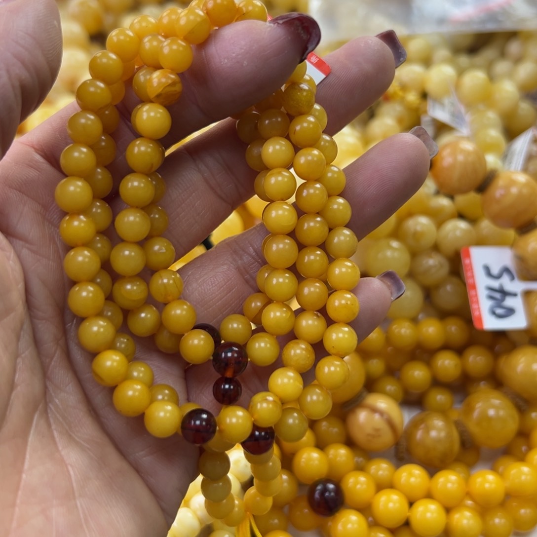 琥珀珠宝奇石未镶嵌