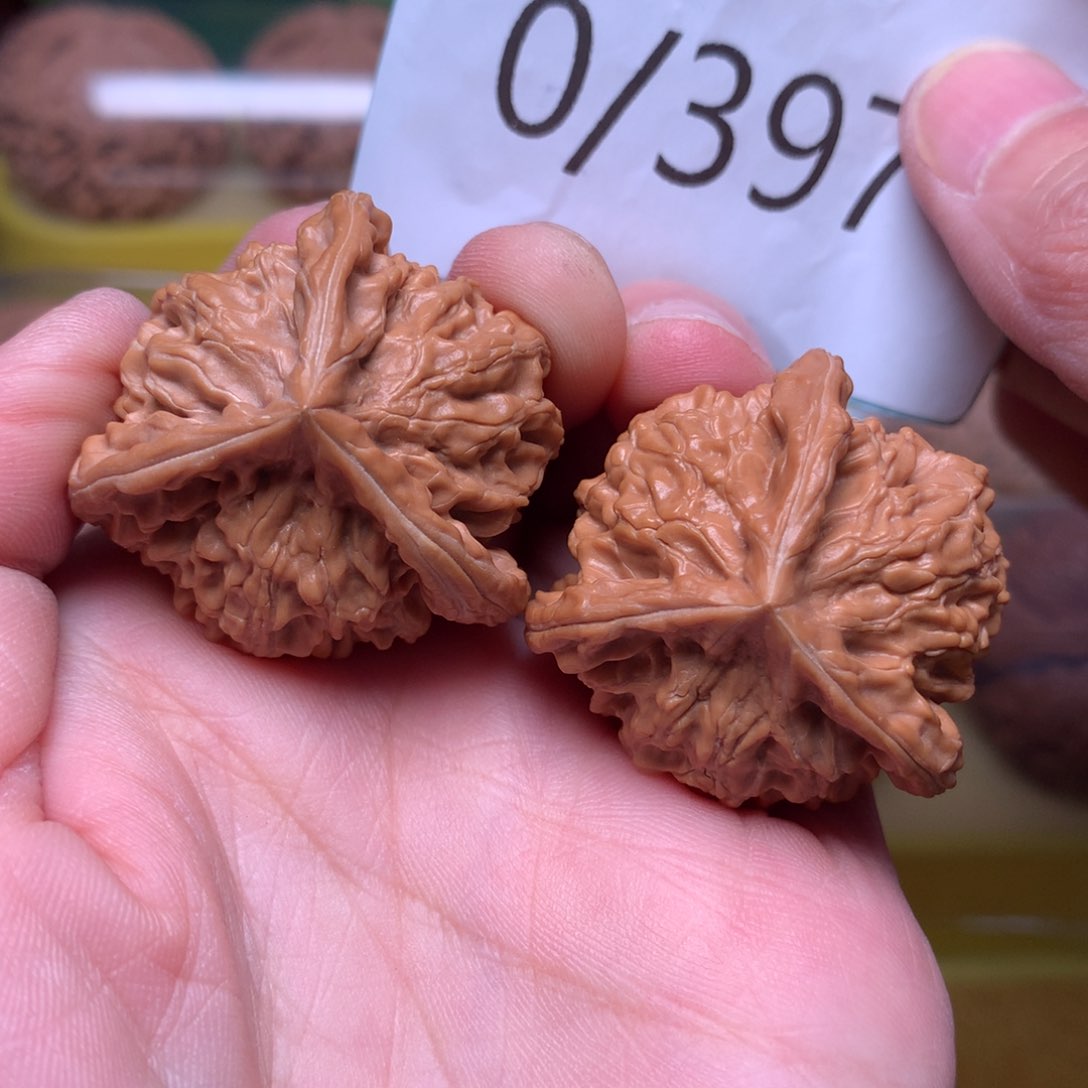 文玩核桃把件盘山正奔34