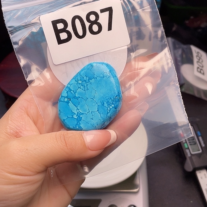 周*玉湖北十堰原矿绿小松