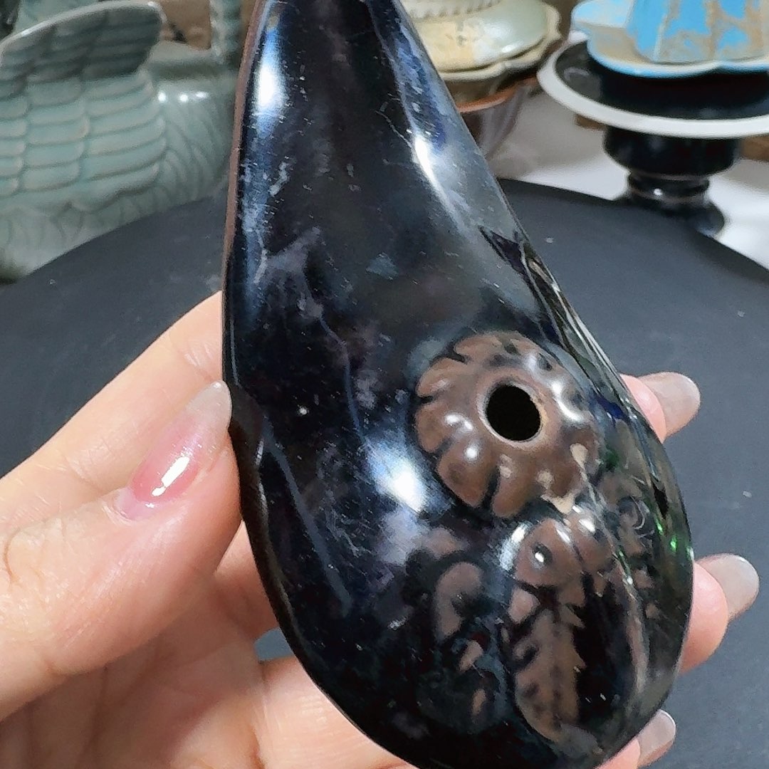 瓷片器形美观大方典雅