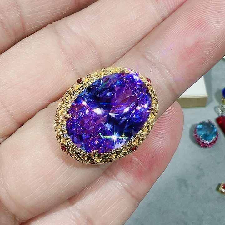 红宝石颈饰未镶嵌