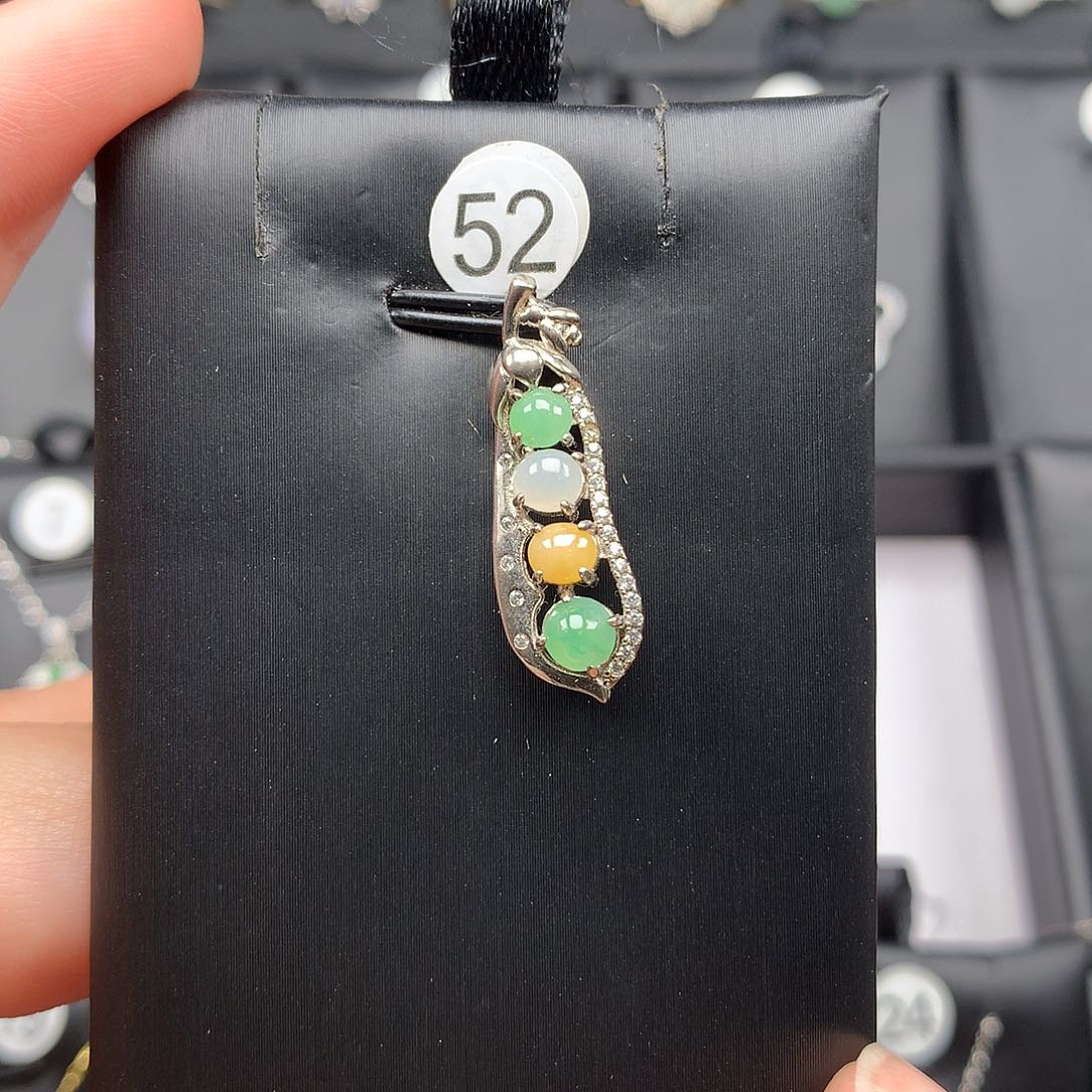 翡翠颈饰银S925镶嵌项链925