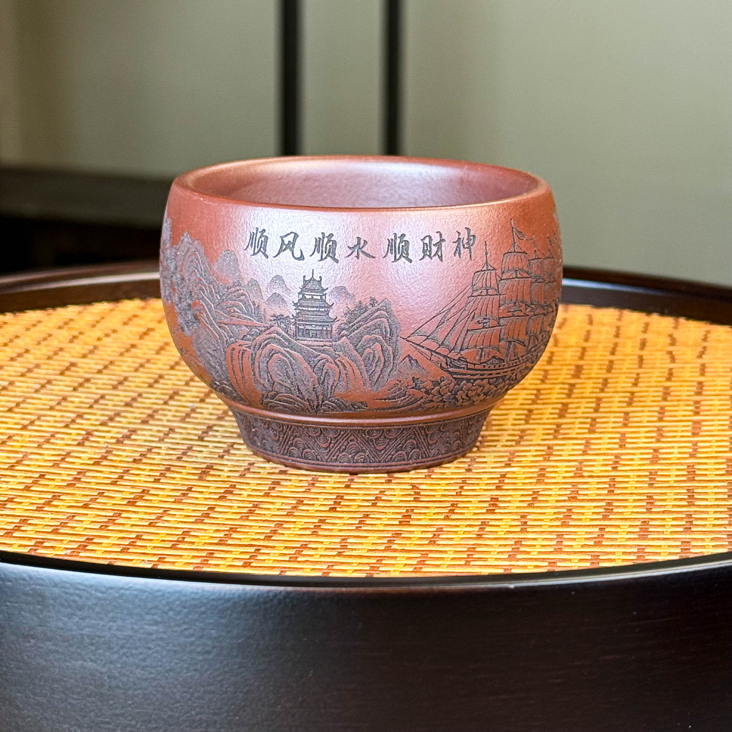 宜兴全手工紫砂原矿紫玉金砂刻绘紫砂杯百顺图双层主人杯品茗杯