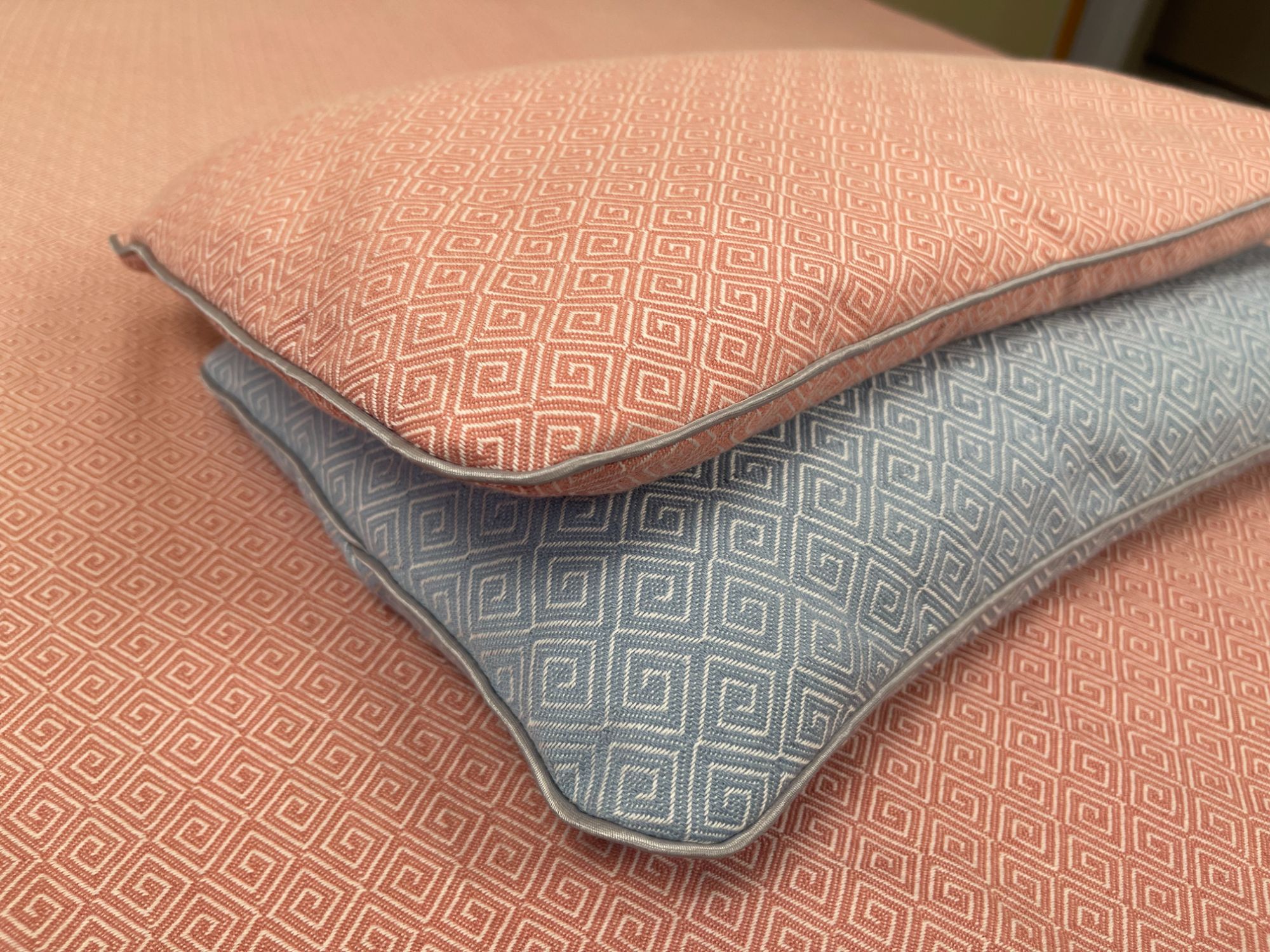 小酸壳【1-7岁儿童枕】1.5斤左右，不印染，色织提花新疆棉纯荞麦枕