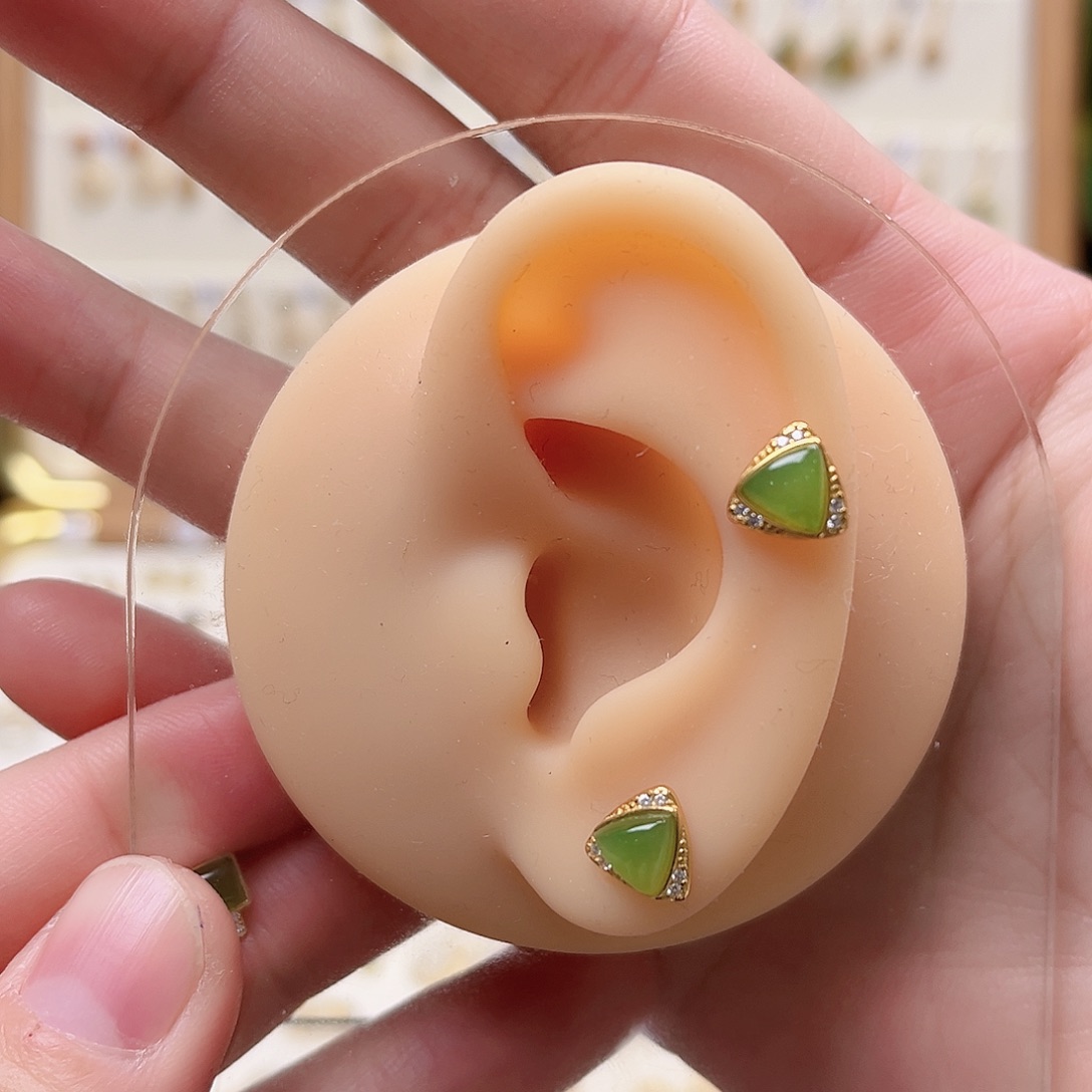 随***活南红玛瑙银S925镶嵌耳饰