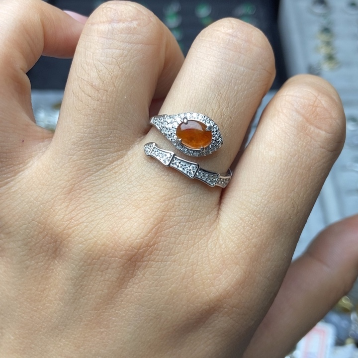 翡翠戒指银S925镶嵌戒指