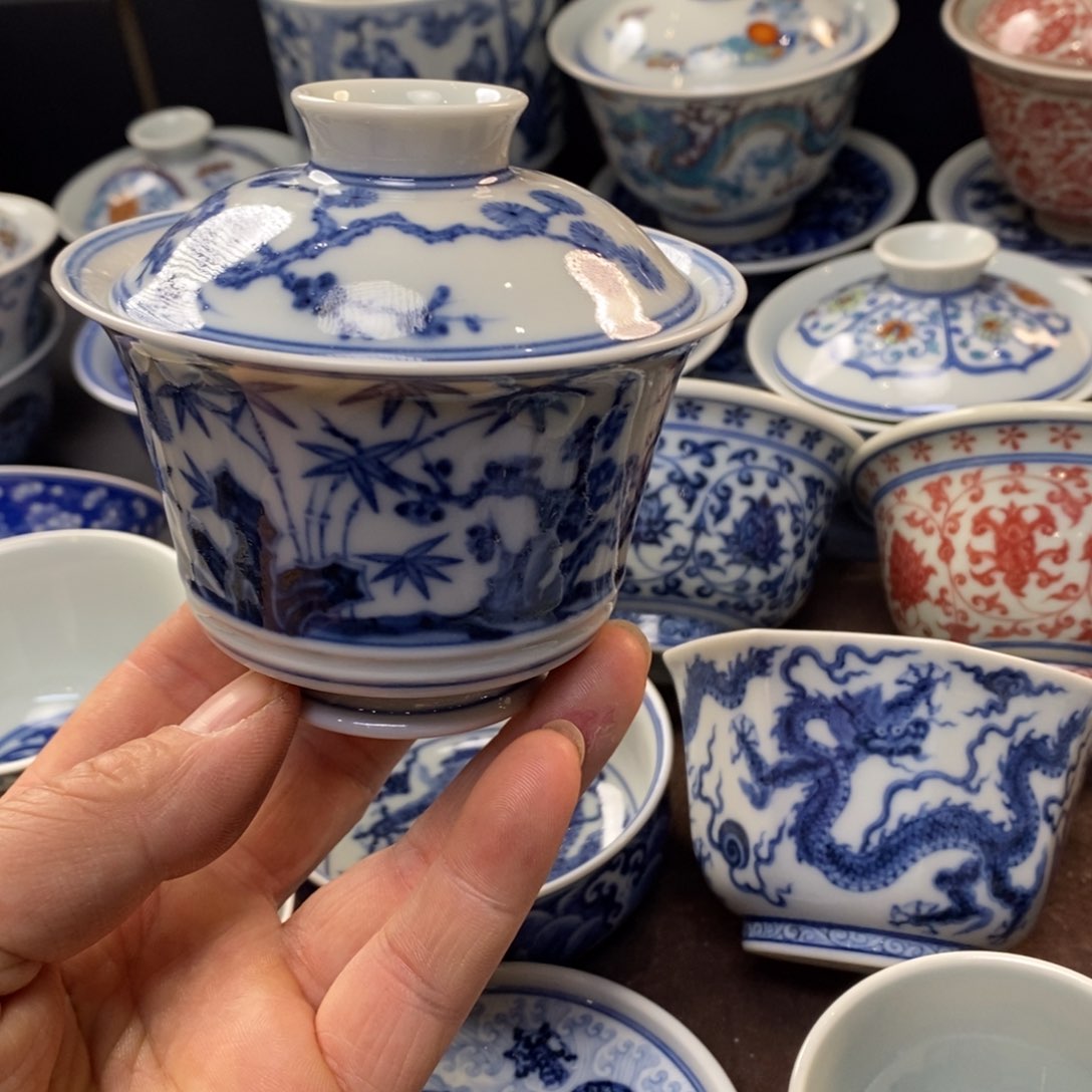 景德镇柴窑马蹄盖碗